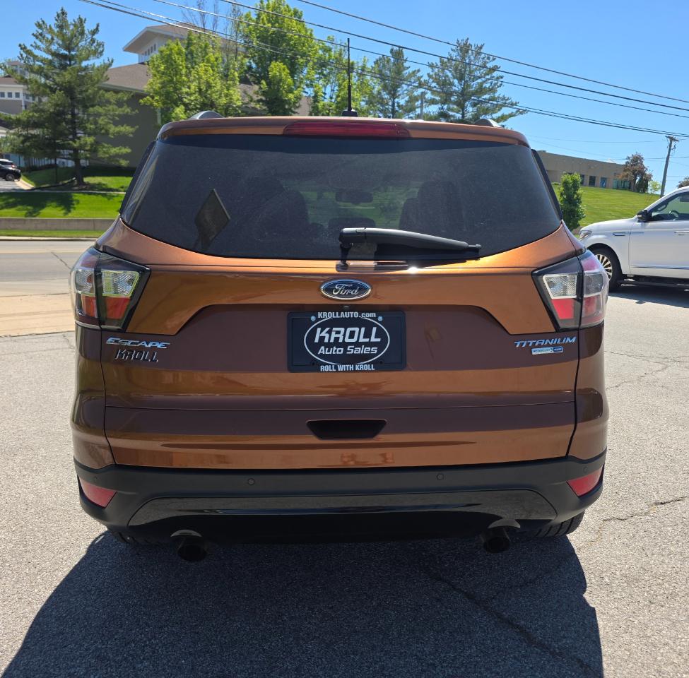 Ford Escape Titanium 4WD 2017