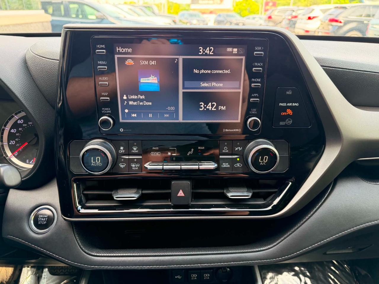 Toyota Highlander L FWD (Natl) 2020