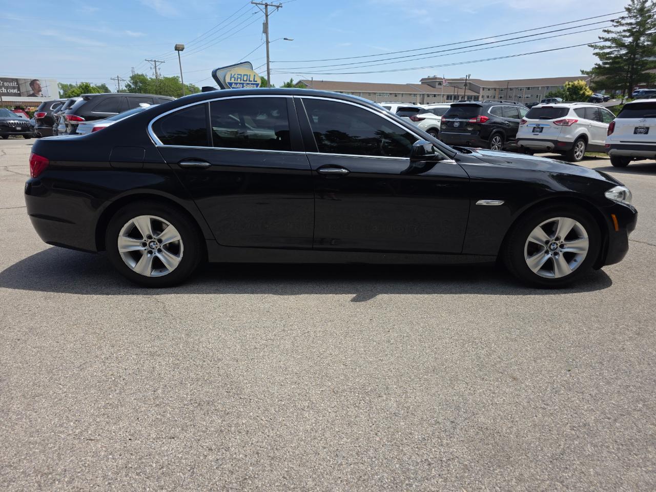 BMW 5 Series 4dr Sdn 528i xDrive AWD 2013