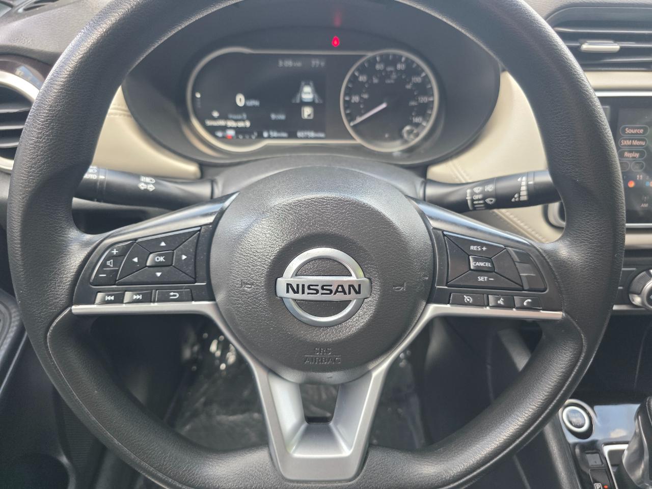 Nissan Versa SV CVT 2020