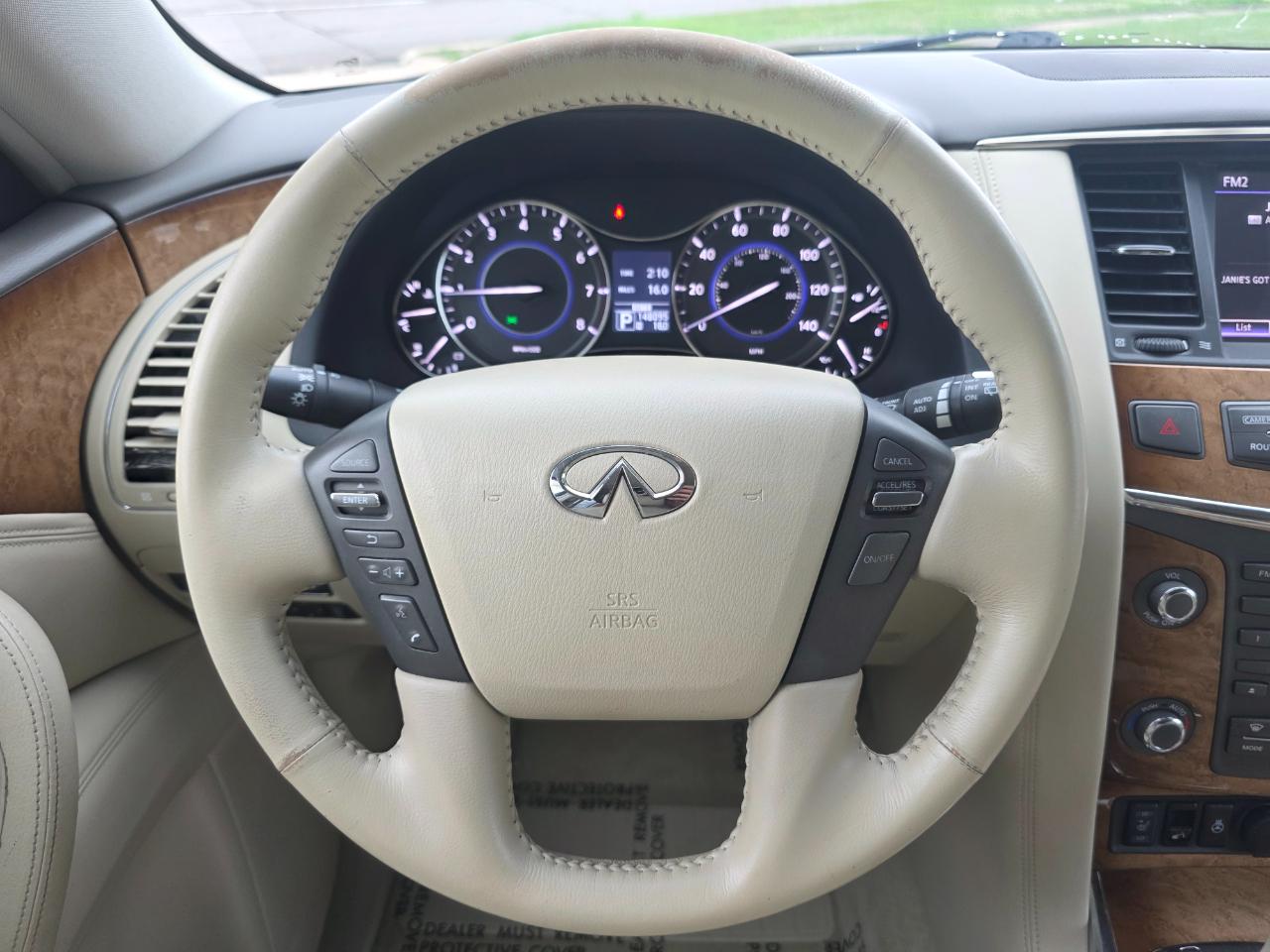 Infiniti QX56 4WD 4dr 7-passenger 2012