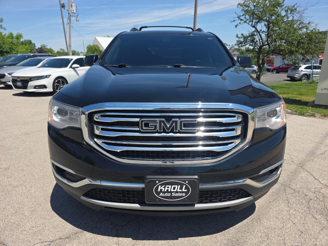 GMC Acadia AWD 4dr SLT w/SLT-1 2017