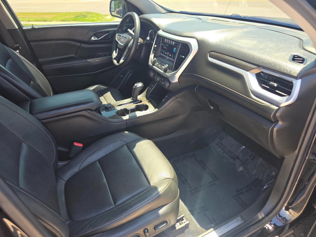 GMC Acadia AWD 4dr SLT w/SLT-1 2017