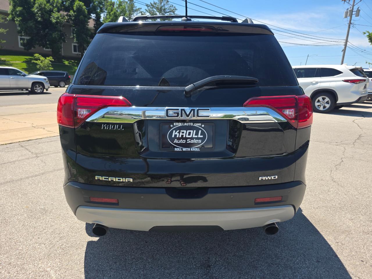GMC Acadia AWD 4dr SLT w/SLT-1 2017