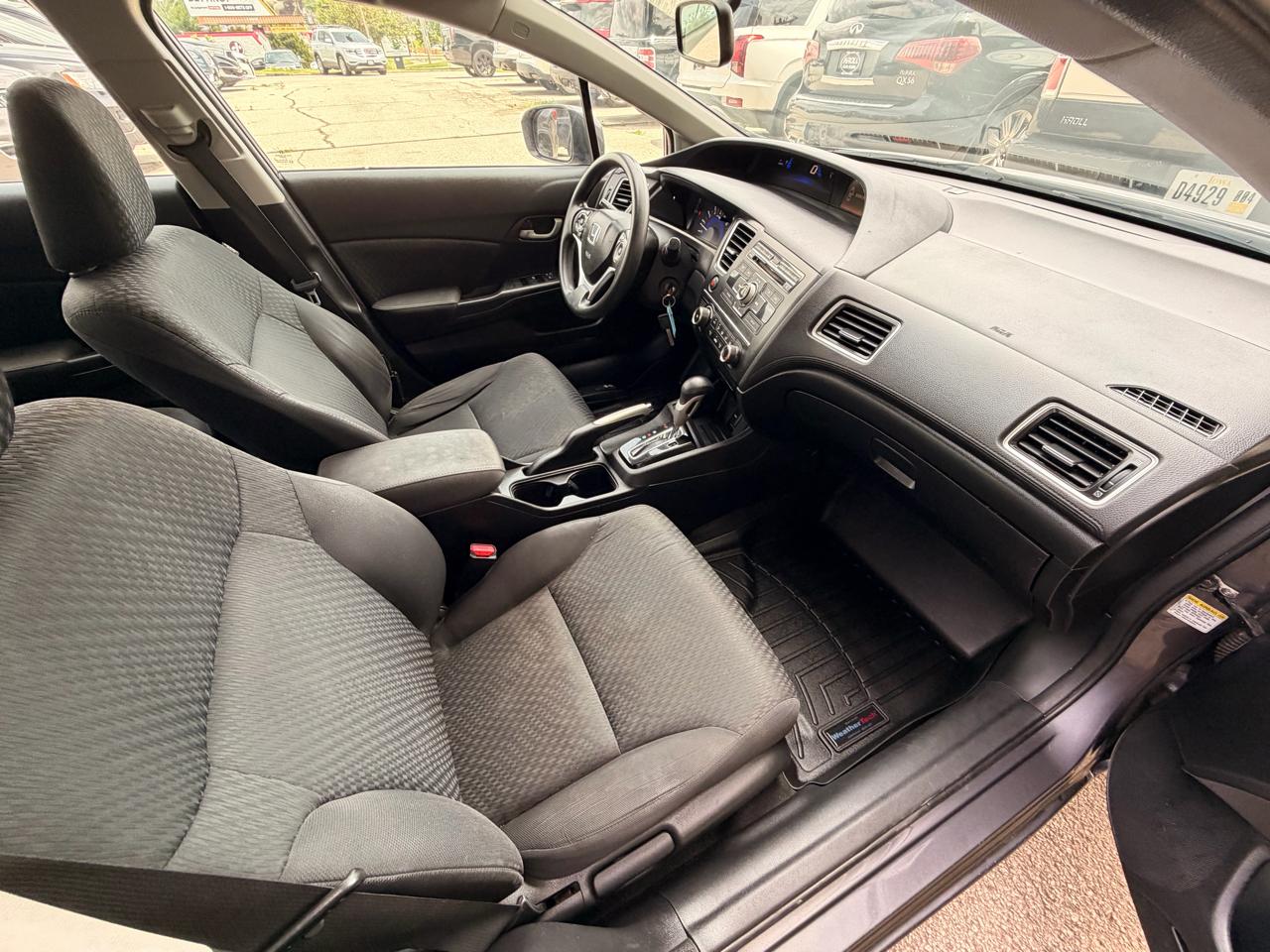 Honda Civic Sedan 4dr CVT LX 2015