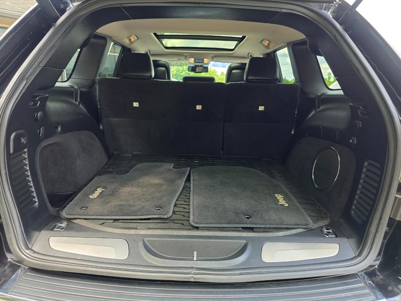 Jeep Grand Cherokee 4WD 4dr Overland 2012
