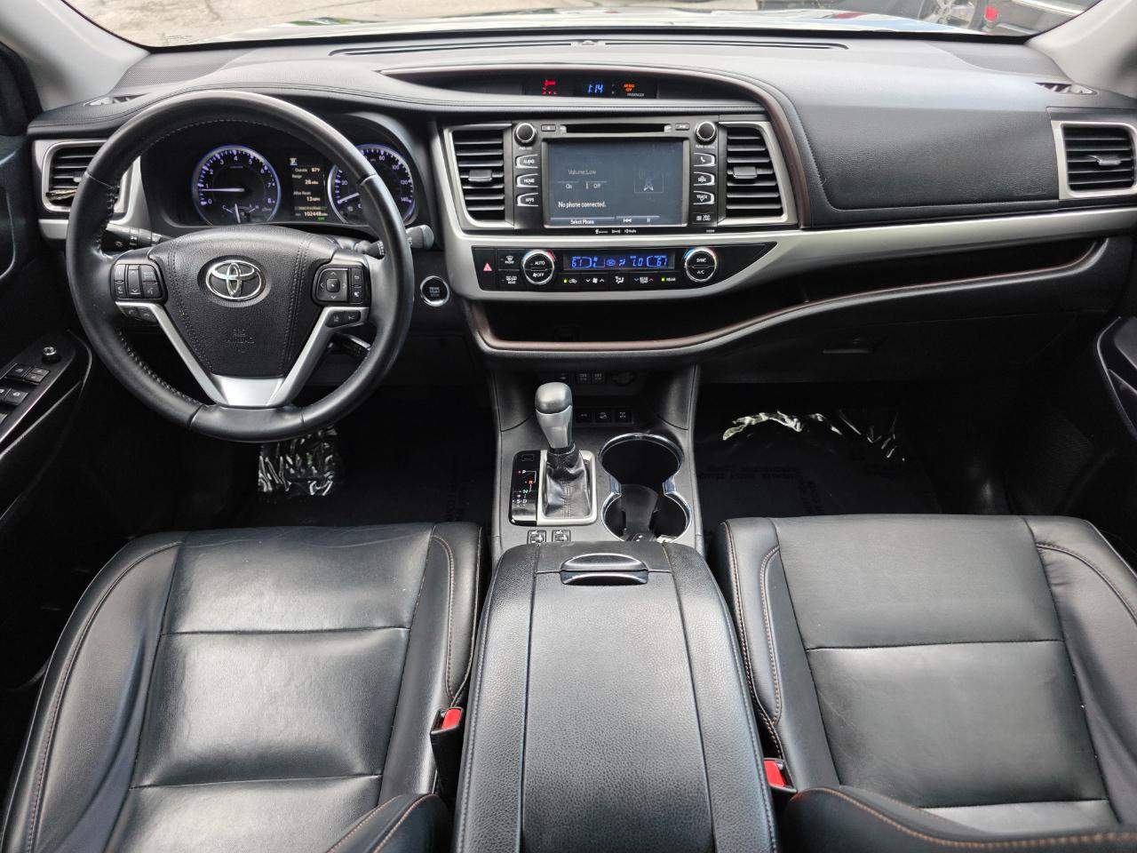 Toyota Highlander SE V6 AWD (Natl) 2019