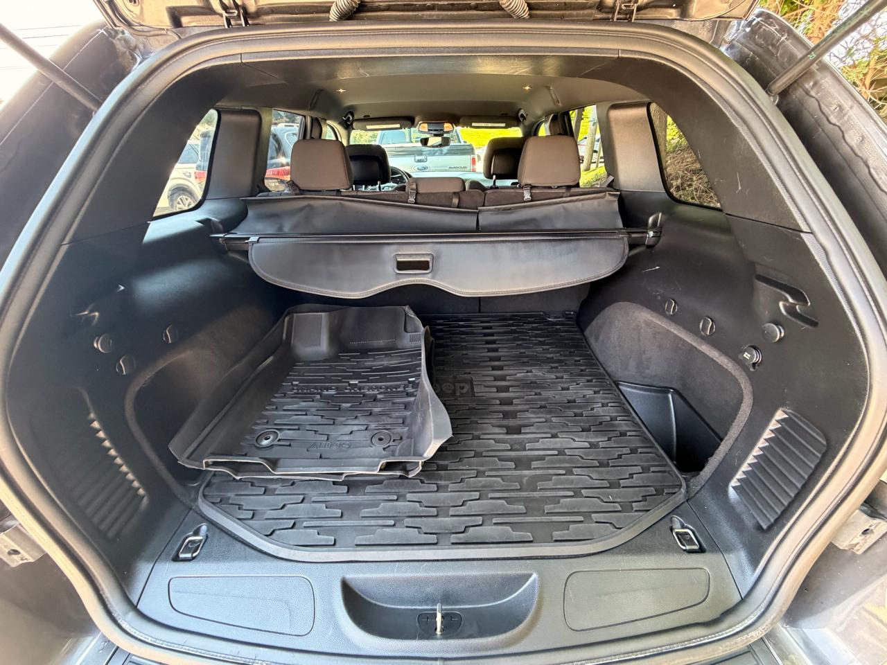 Jeep Grand Cherokee Laredo E 4x4 2019