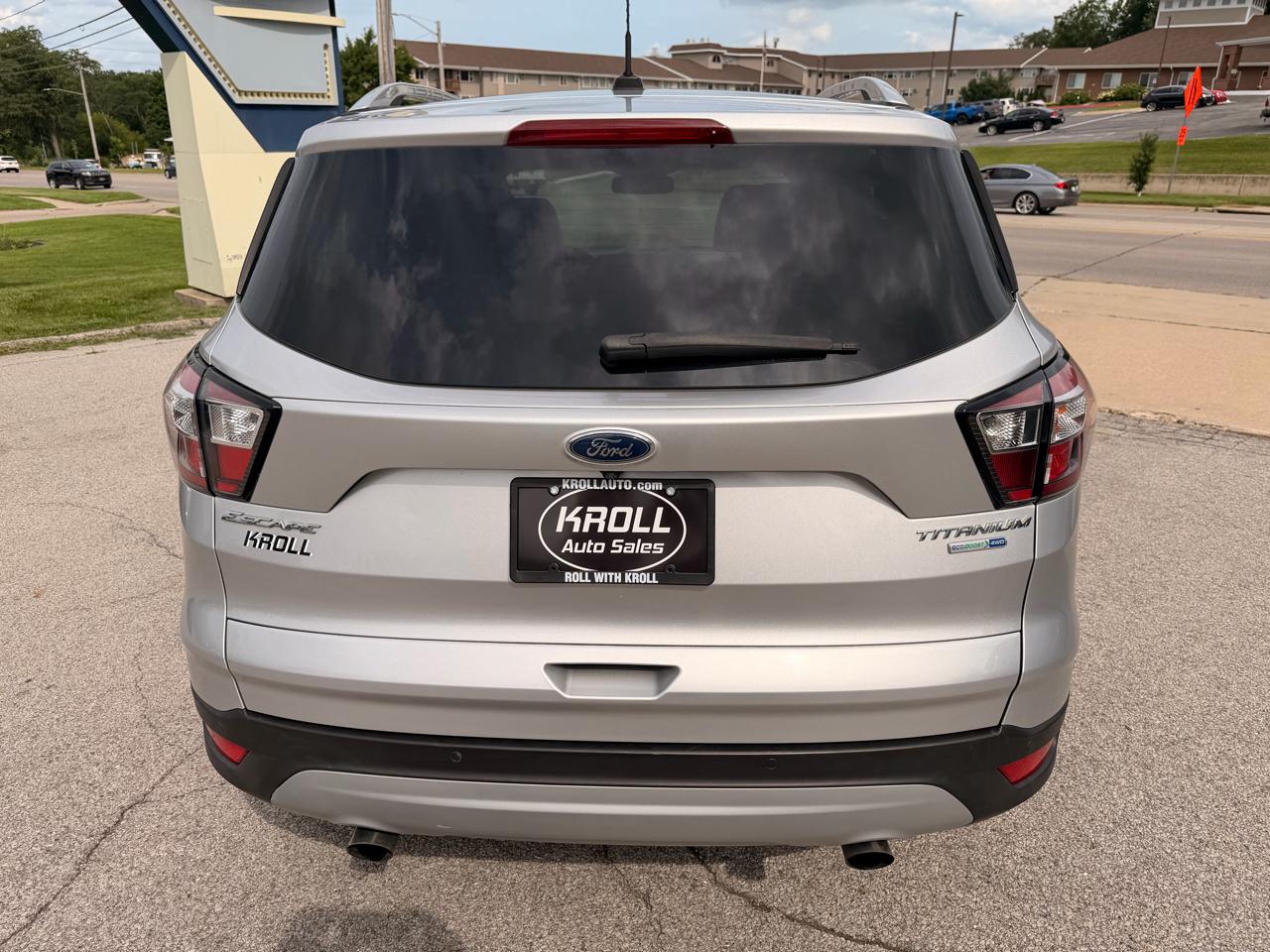 Ford Escape Titanium 4WD 2017