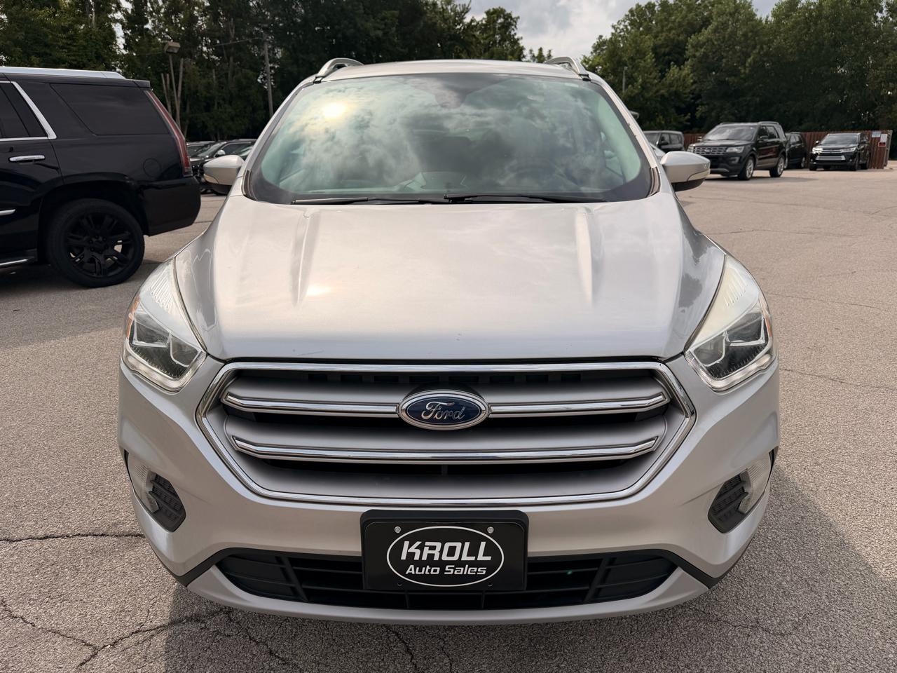 Ford Escape Titanium 4WD 2017