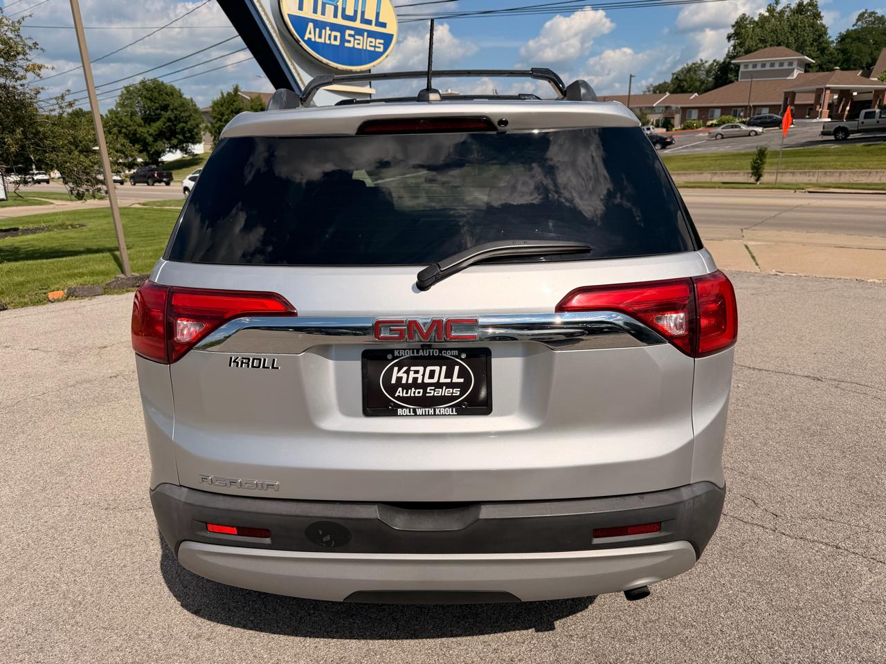 GMC Acadia FWD 4dr SLE w/SLE-2 2019