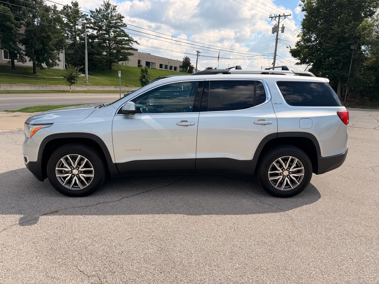 GMC Acadia FWD 4dr SLE w/SLE-2 2019