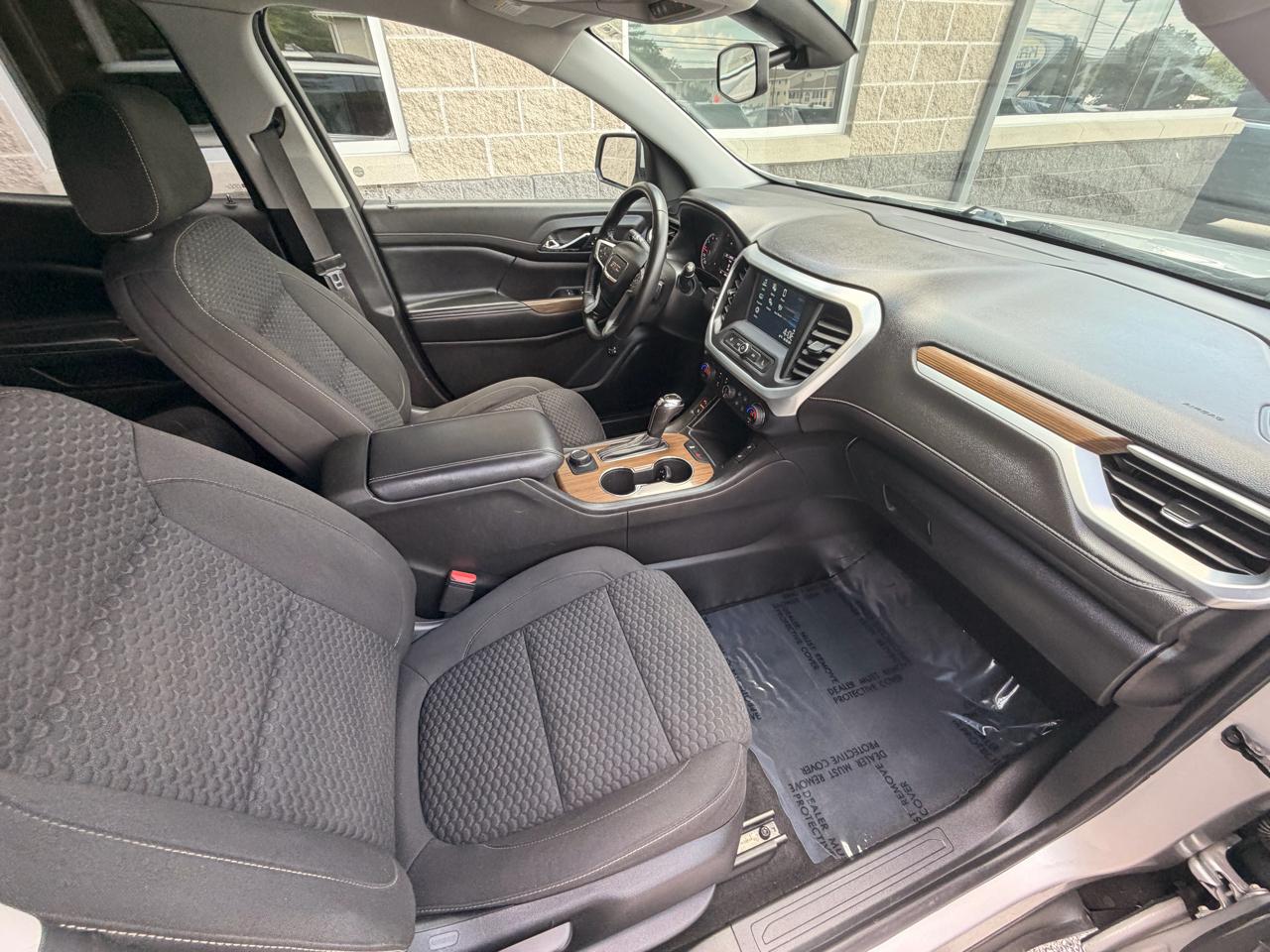 GMC Acadia FWD 4dr SLE w/SLE-2 2019