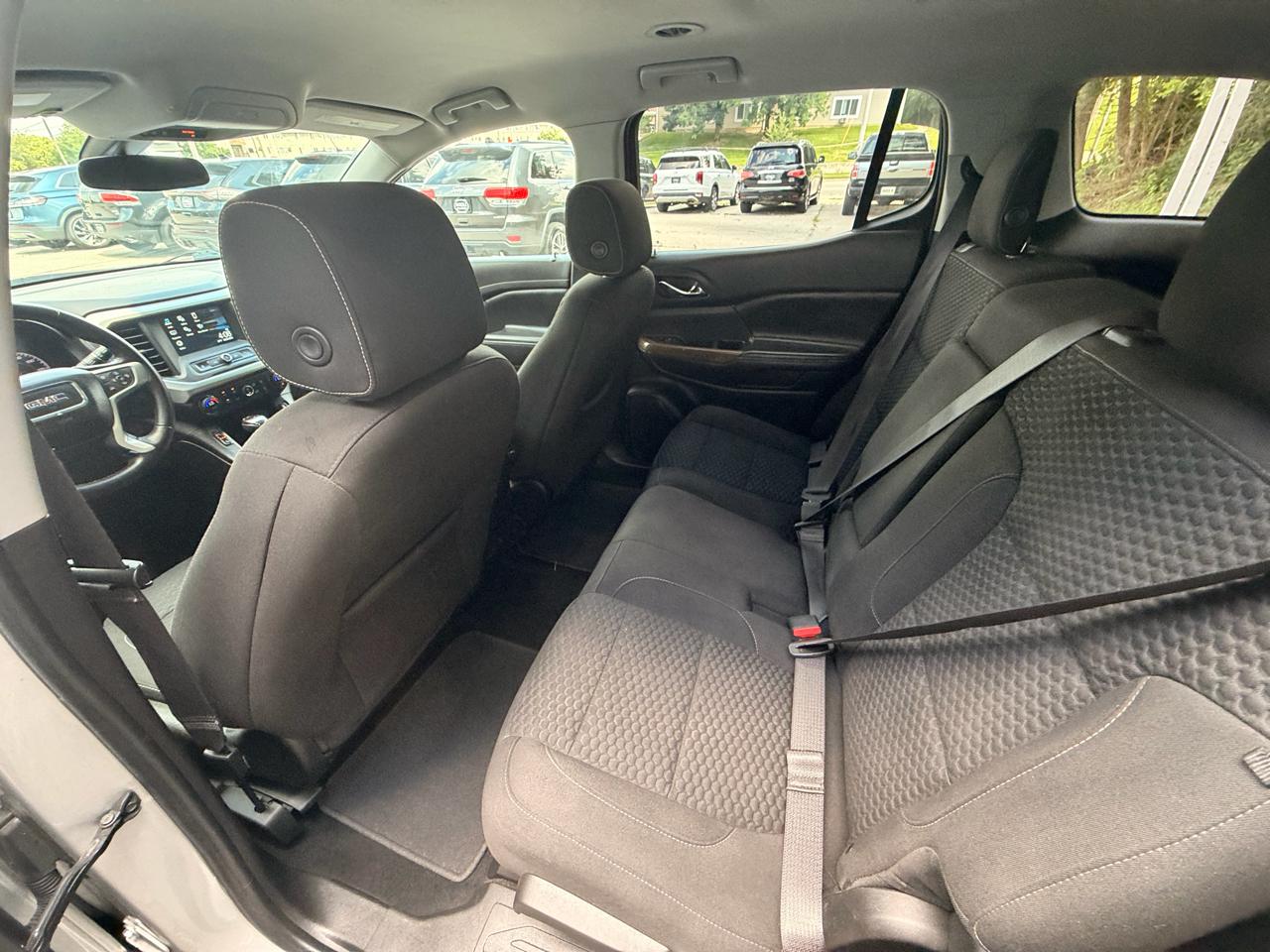 GMC Acadia FWD 4dr SLE w/SLE-2 2019
