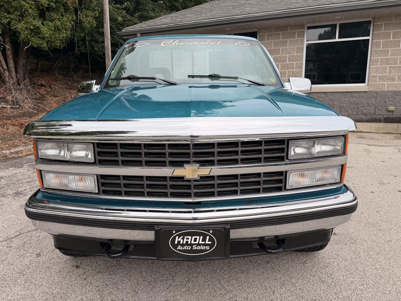Chevrolet C/K 1500 Reg Cab 117.5" WB 4WD 1993