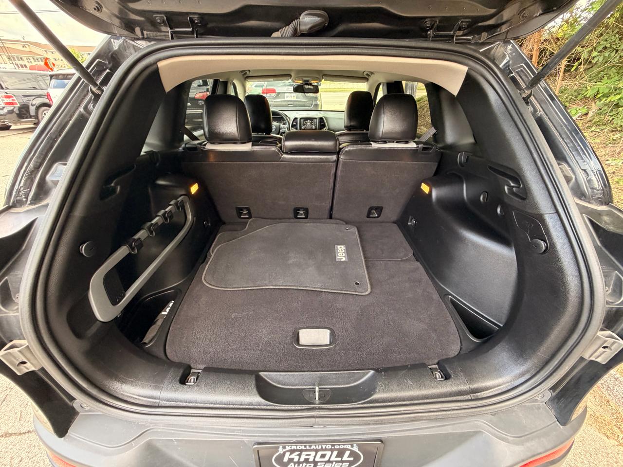Jeep Cherokee 4WD 4dr Sport 2016