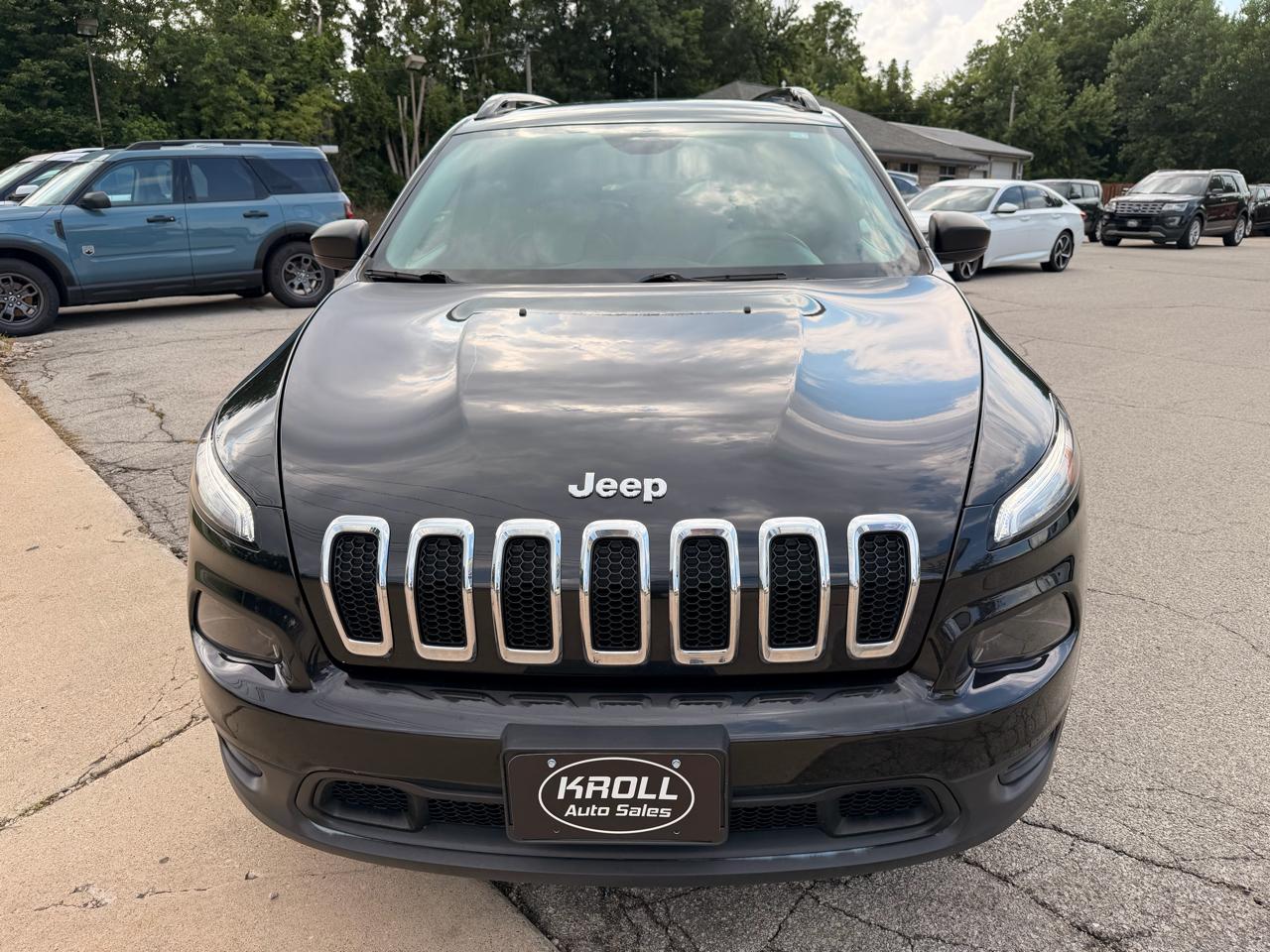 Jeep Cherokee 4WD 4dr Sport 2016