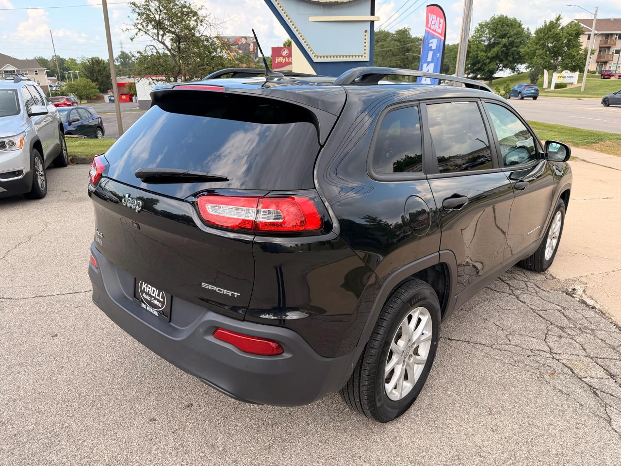 Jeep Cherokee 4WD 4dr Sport 2016