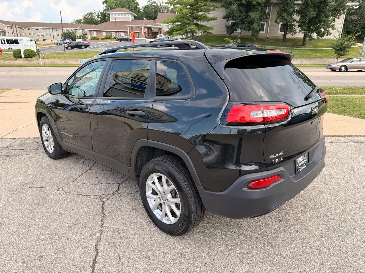 Jeep Cherokee 4WD 4dr Sport 2016