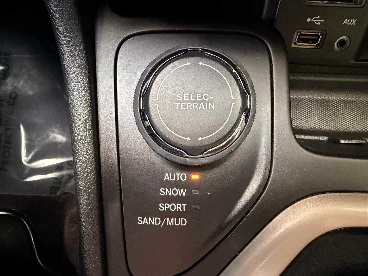 Jeep Cherokee 4WD 4dr Sport 2016