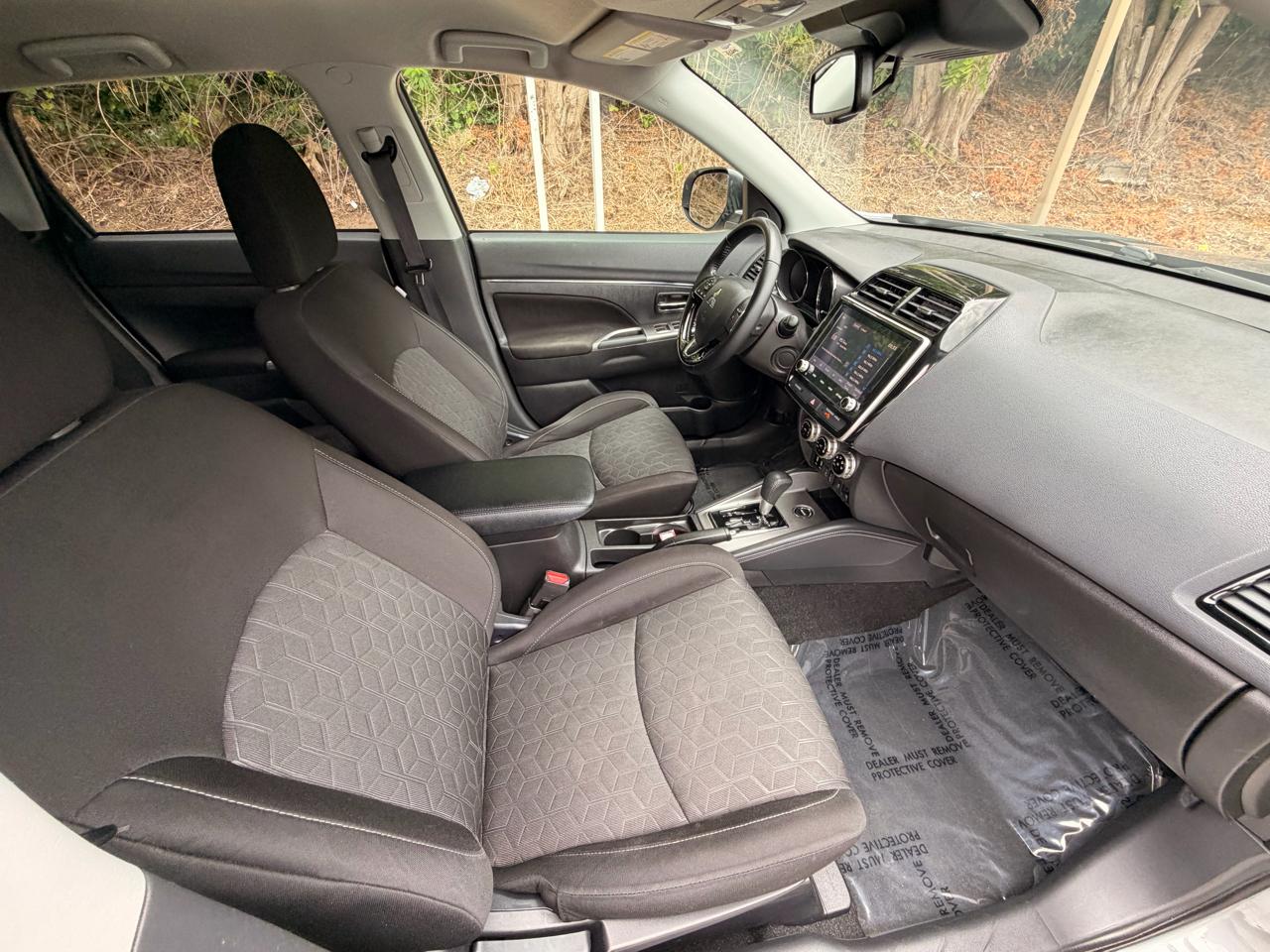 Mitsubishi Outlander Sport ES 2.0 AWC CVT 2021