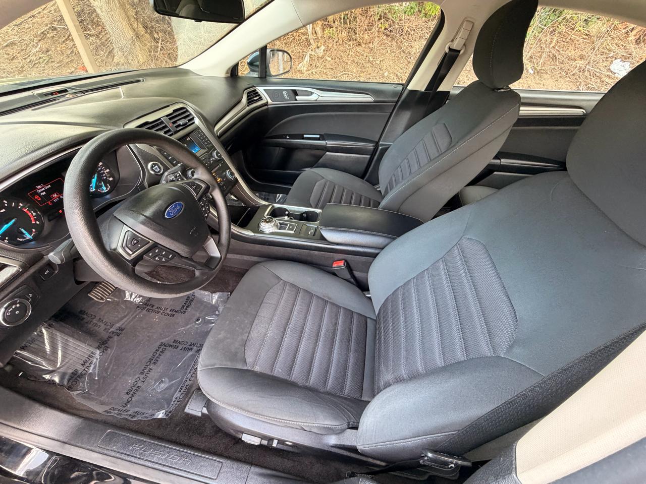 Ford Fusion SE FWD 2017
