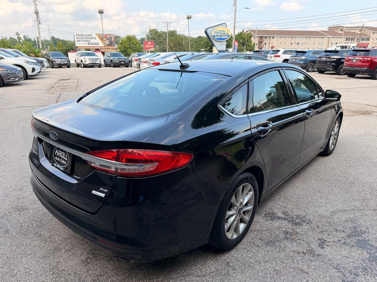 Ford Fusion SE FWD 2017