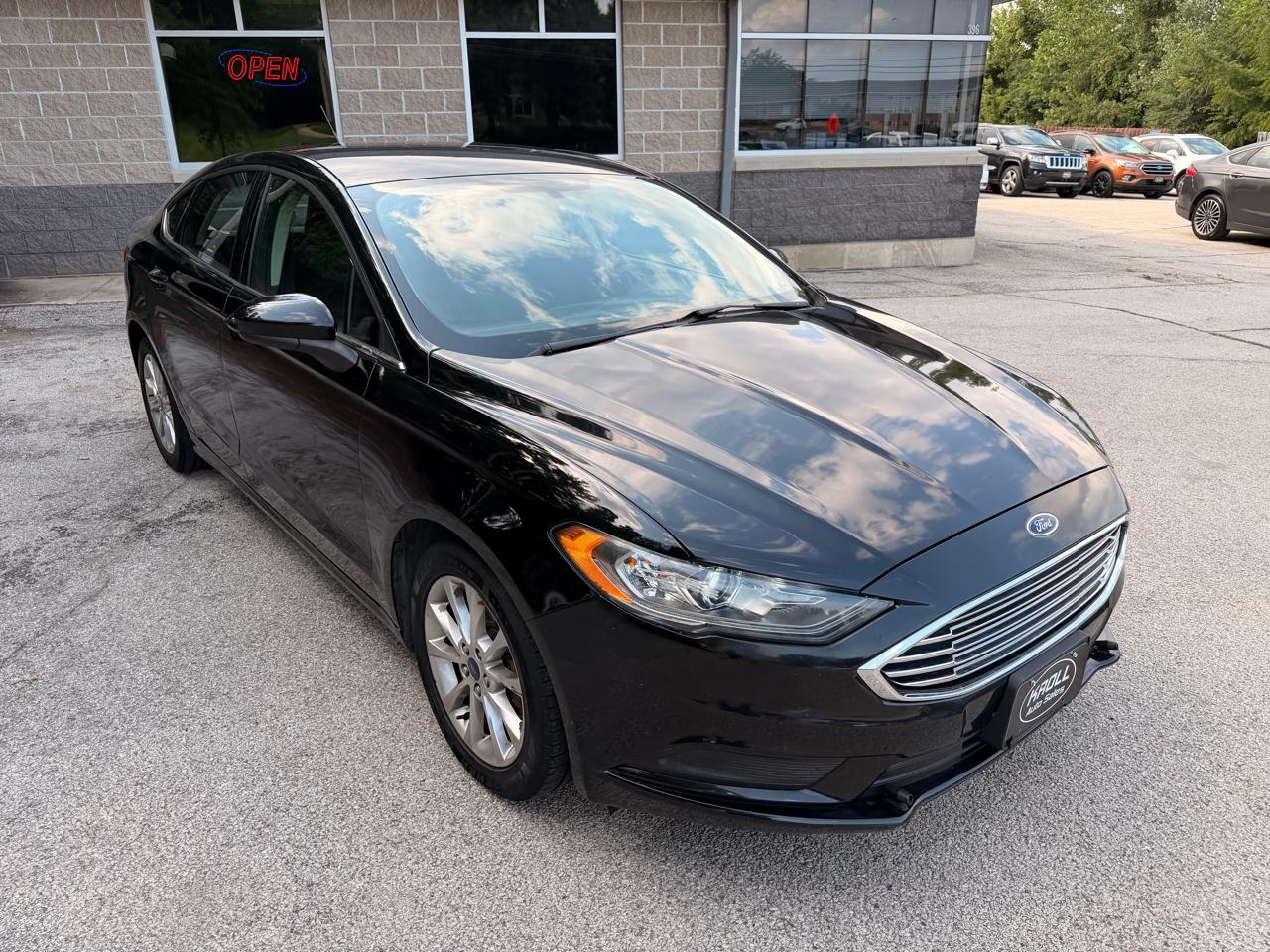 Ford Fusion SE FWD 2017
