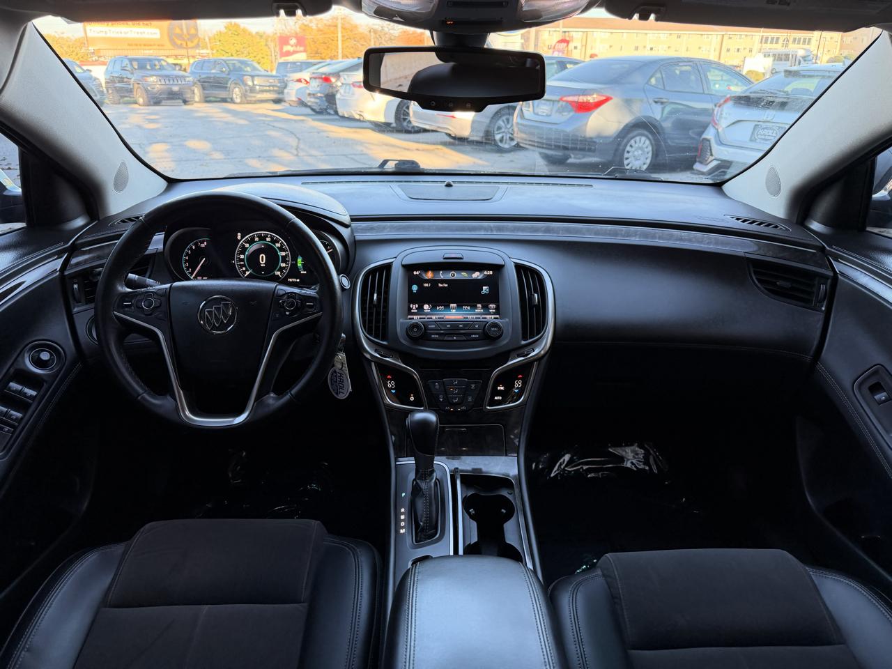 Buick LaCrosse 4dr Sdn Base FWD 2016