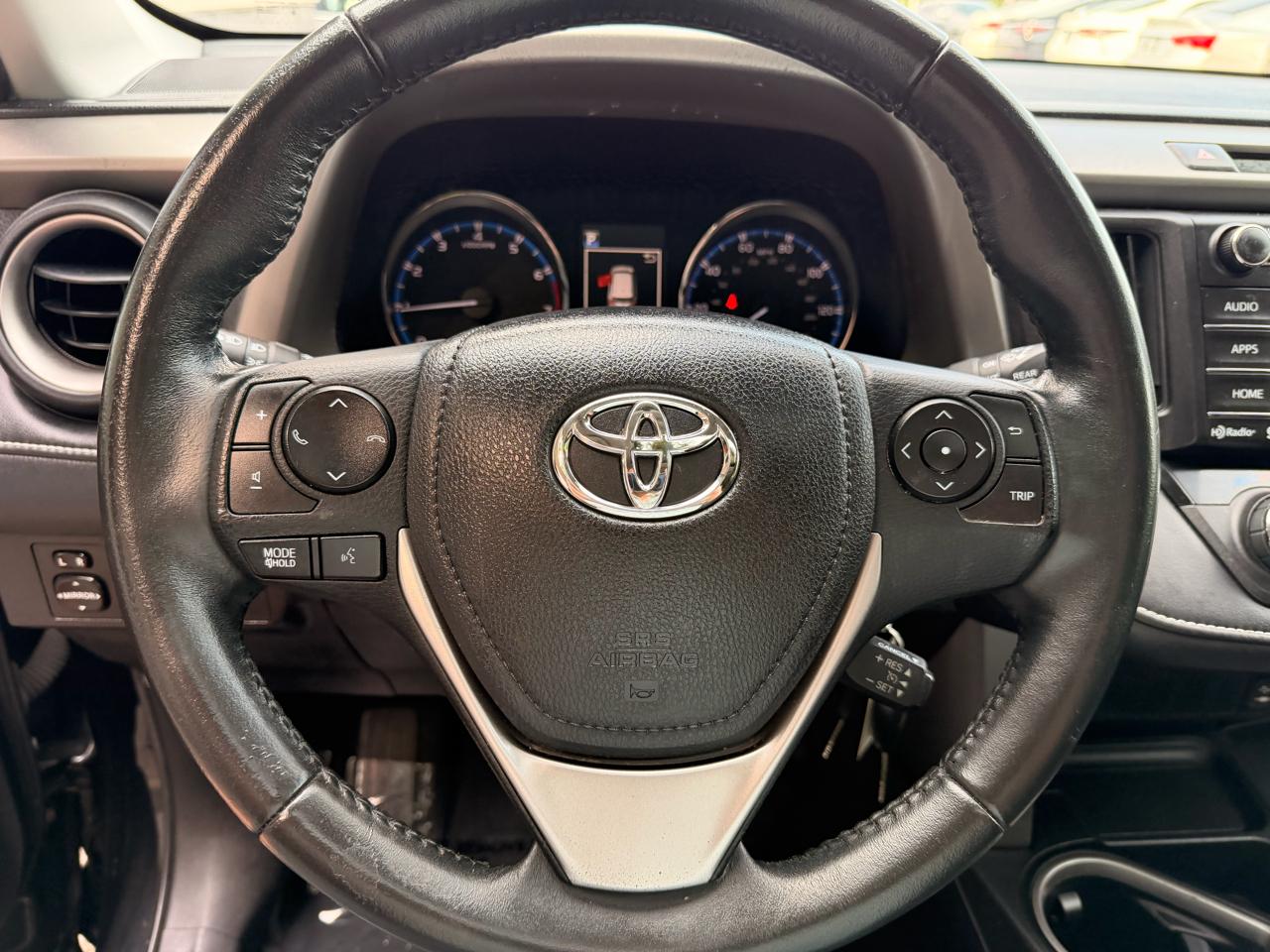 Toyota RAV4 AWD 4dr XLE (Natl) 2016