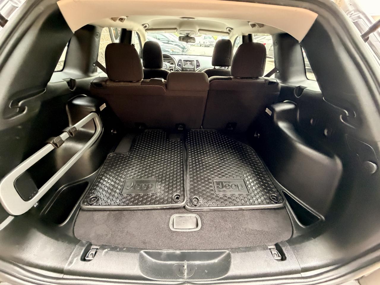 Jeep Cherokee Latitude 4x4 2018