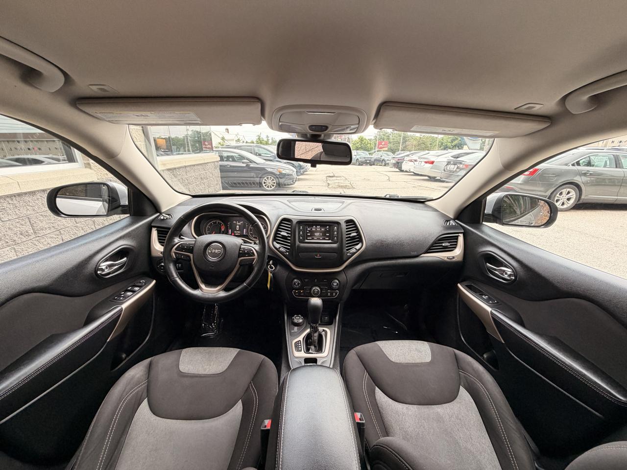 Jeep Cherokee Latitude 4x4 2018