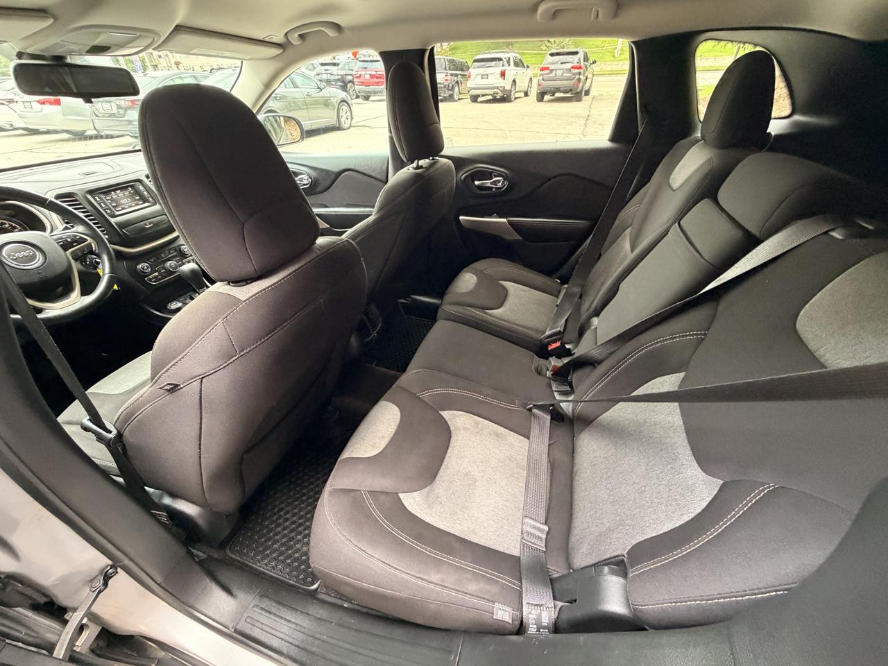 Jeep Cherokee Latitude 4x4 2018