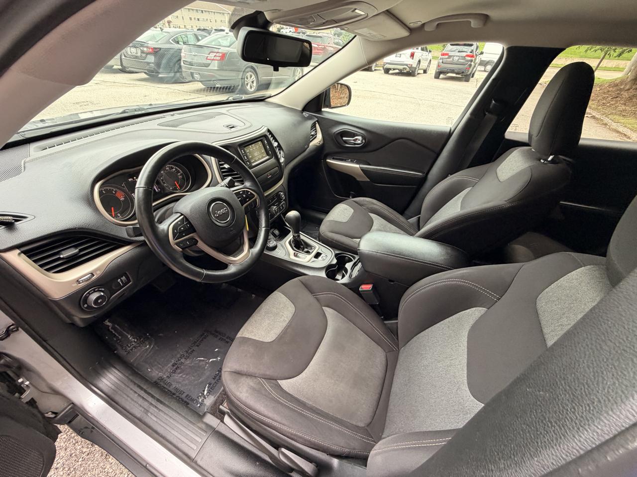Jeep Cherokee Latitude 4x4 2018