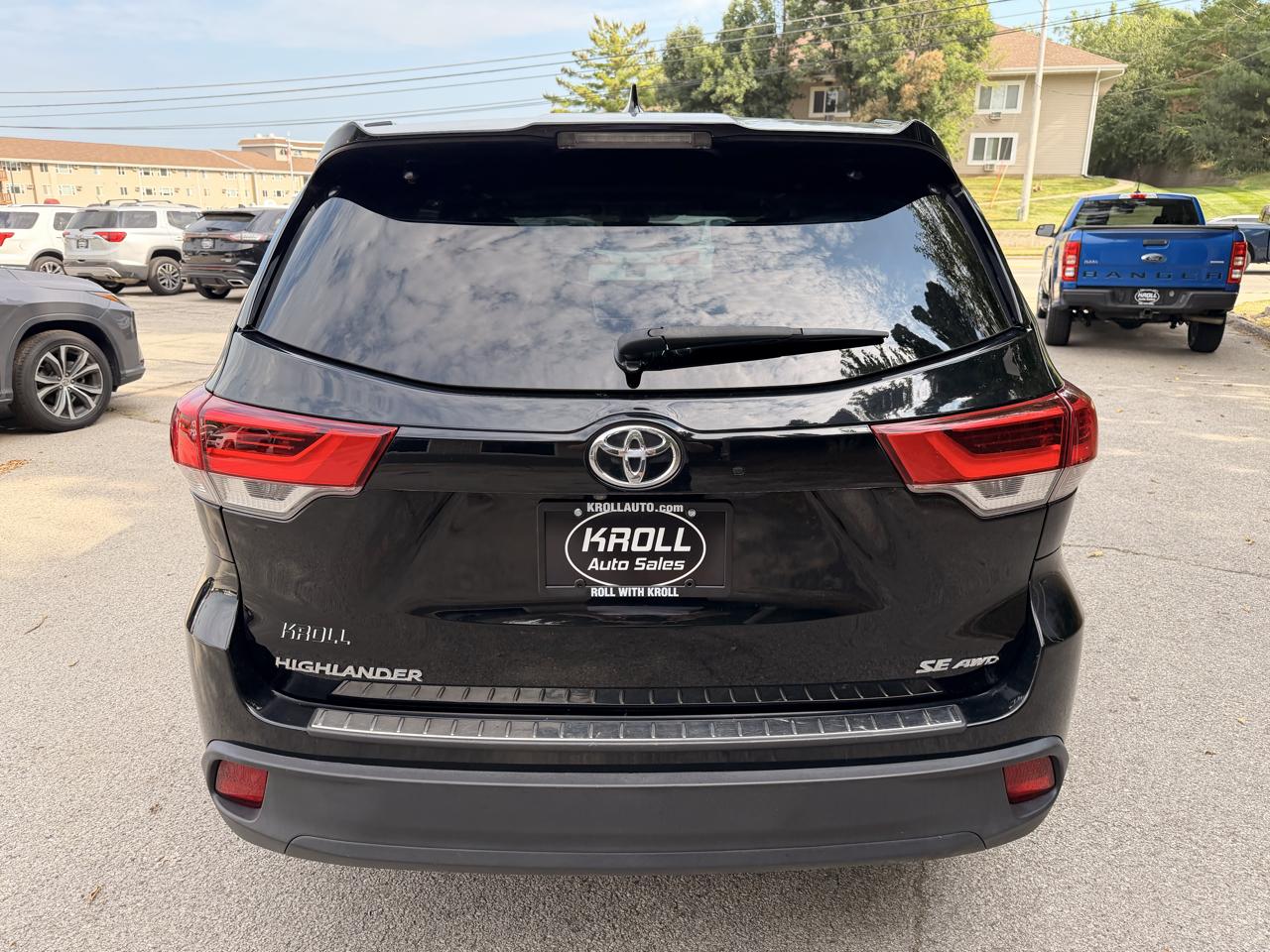 Toyota Highlander XLE V6 AWD (Natl) 2017