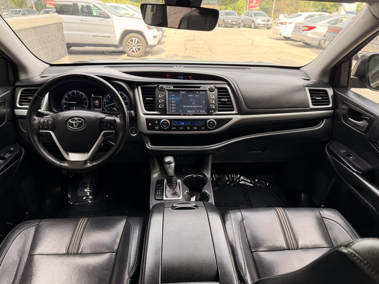 Toyota Highlander XLE V6 AWD (Natl) 2017