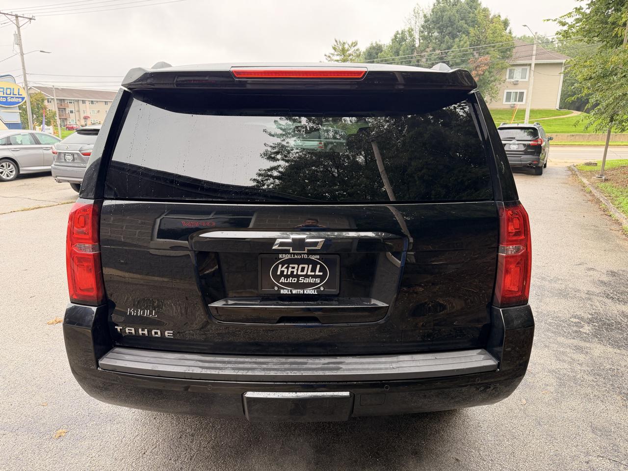 Chevrolet Tahoe 4WD 4dr LT 2017