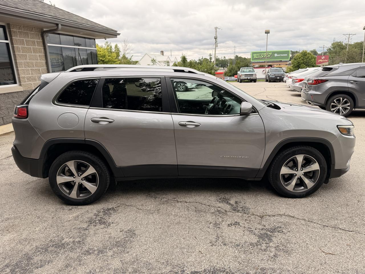 Jeep Cherokee Limited FWD 2020