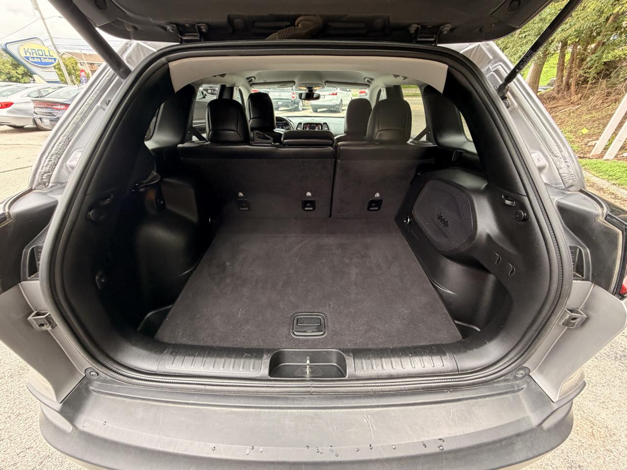 Jeep Cherokee Limited FWD 2020
