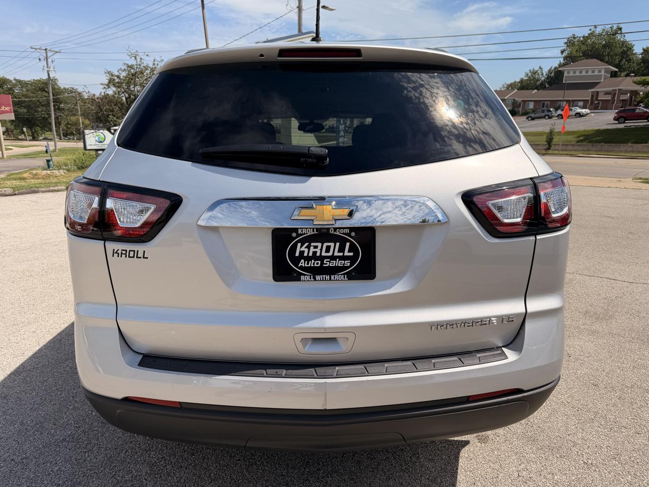 Chevrolet Traverse FWD 4dr LS w/1LS 2016