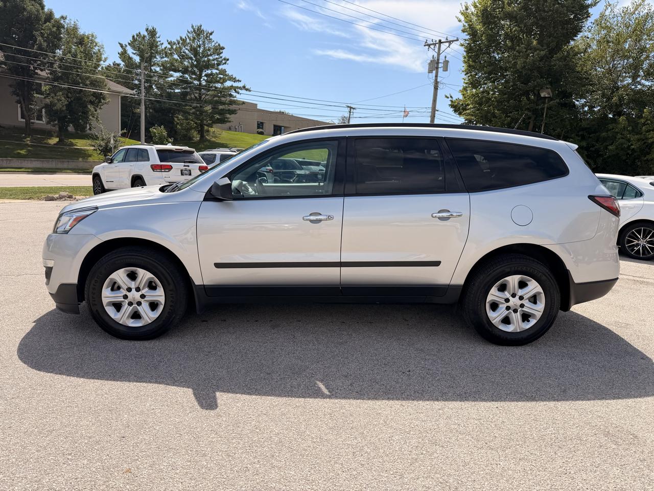 Chevrolet Traverse FWD 4dr LS w/1LS 2016