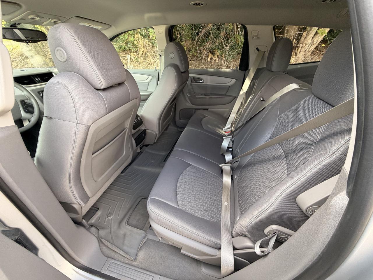 Chevrolet Traverse FWD 4dr LS w/1LS 2016