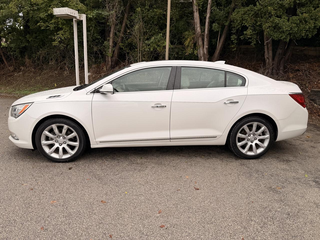Buick LaCrosse 4dr Sdn Premium I FWD 2015