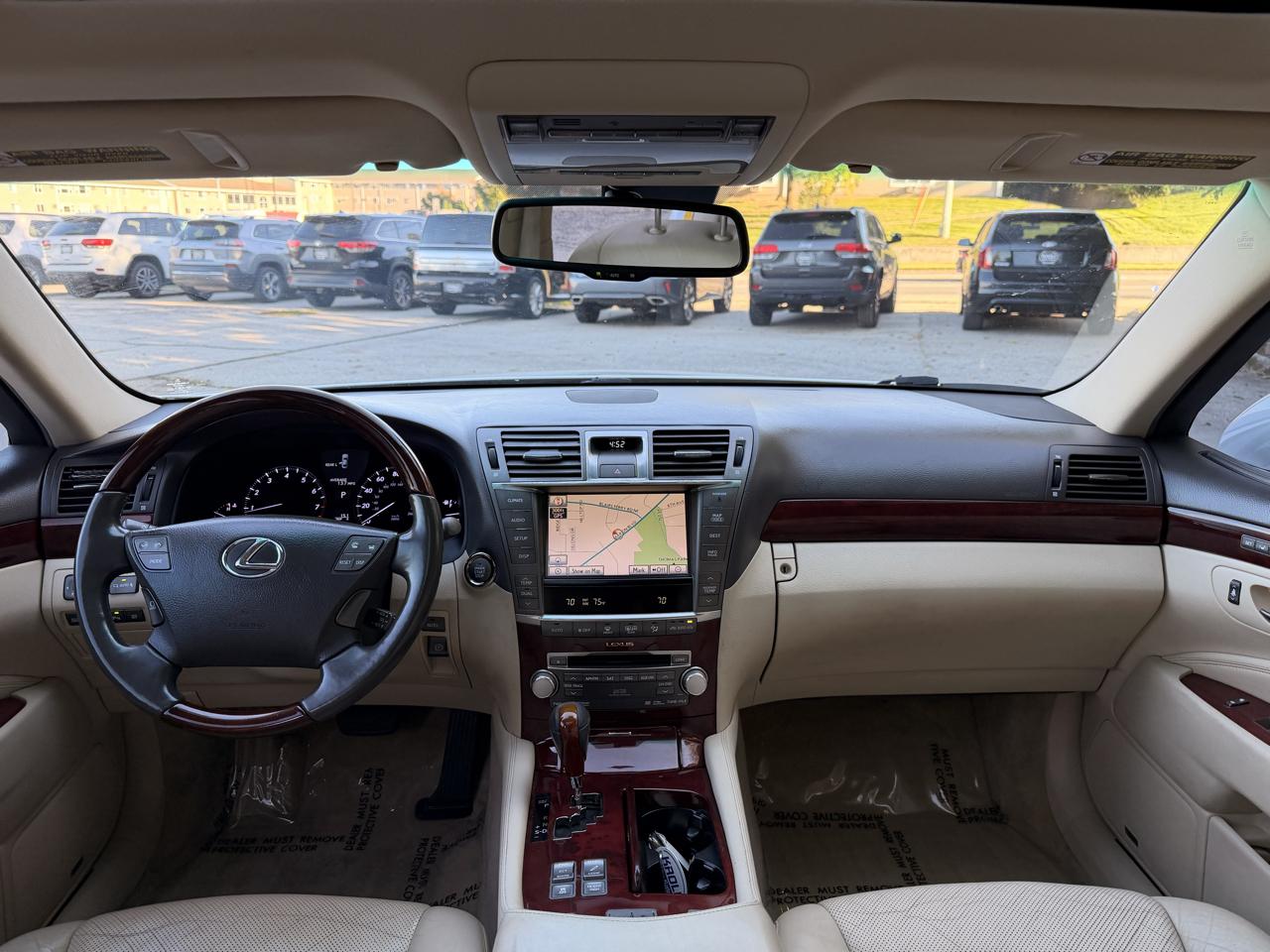 Lexus LS 460 4dr Sdn AWD 2010