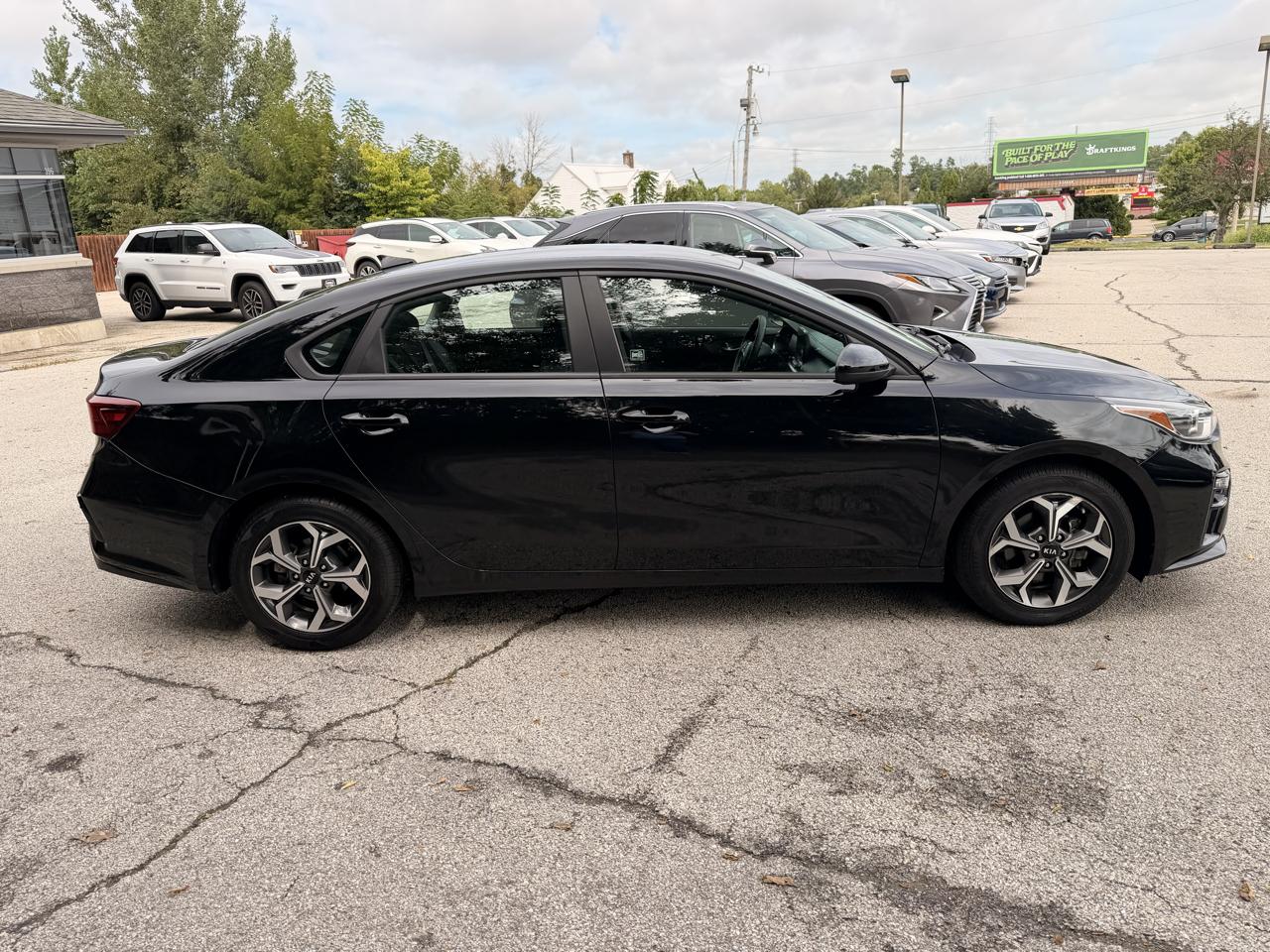 Kia Forte LXS IVT 2021