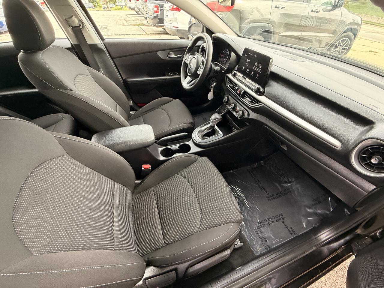 Kia Forte LXS IVT 2021