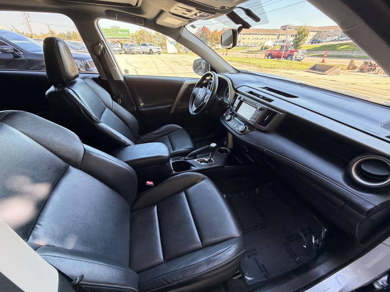 Toyota RAV4 AWD 4dr Limited (Natl) 2014