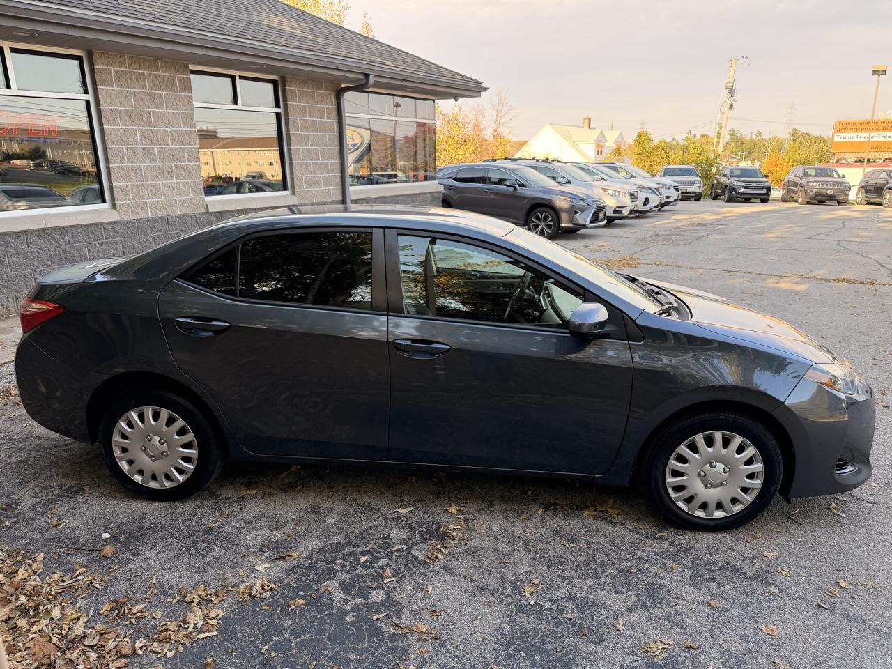 Toyota Corolla L CVT (Natl) 2017