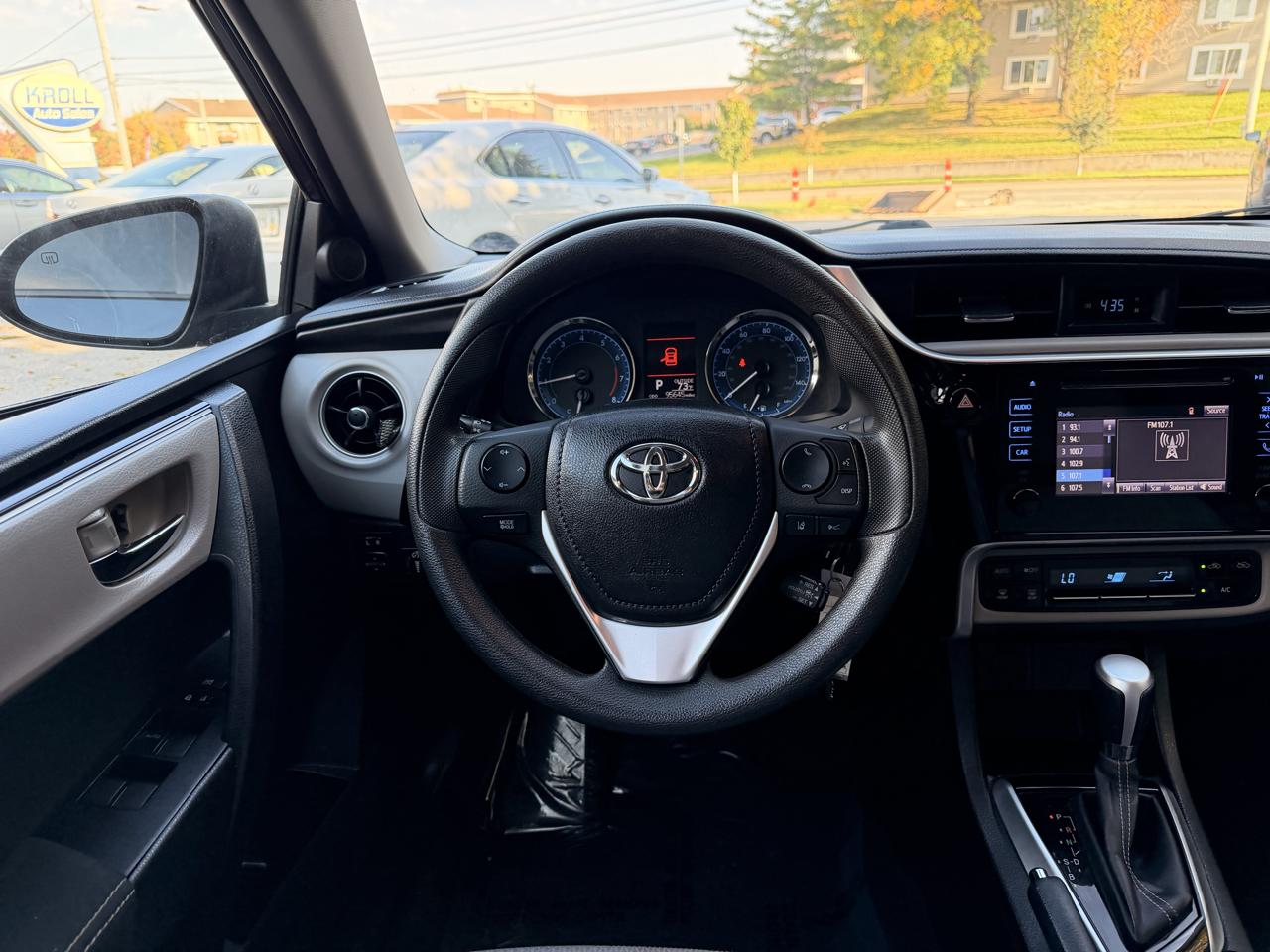 Toyota Corolla L CVT (Natl) 2017