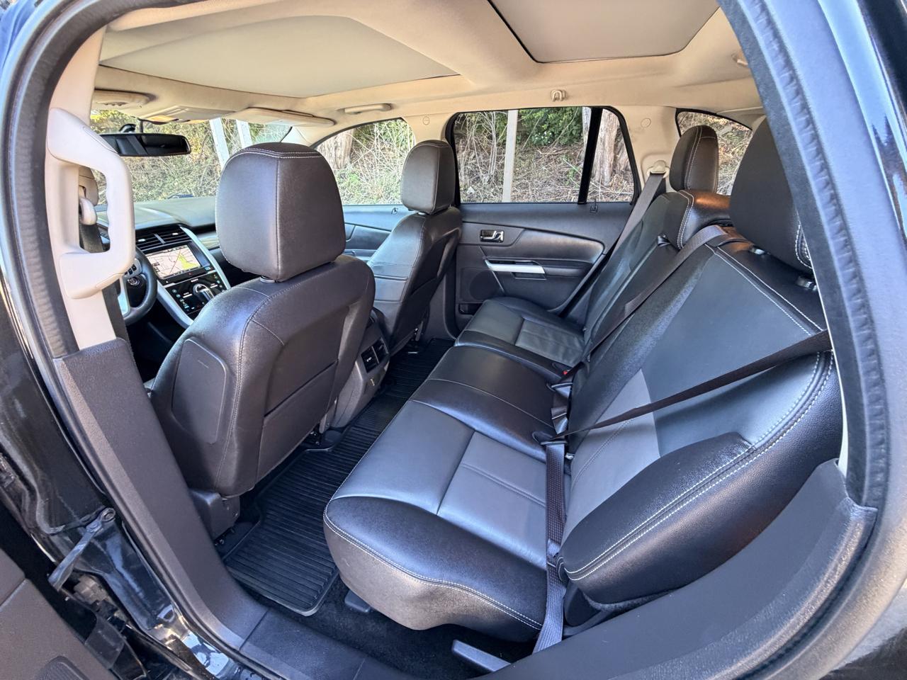 Ford Edge photo 8